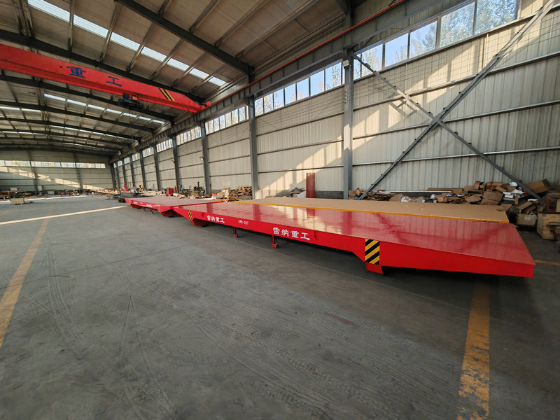 20 טון Customized Low Voltage Powered Steel Rail Transfer Trolley